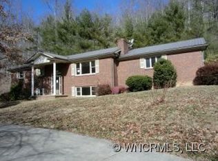 1204 Garren Creek Rd, Fairview, NC 28730