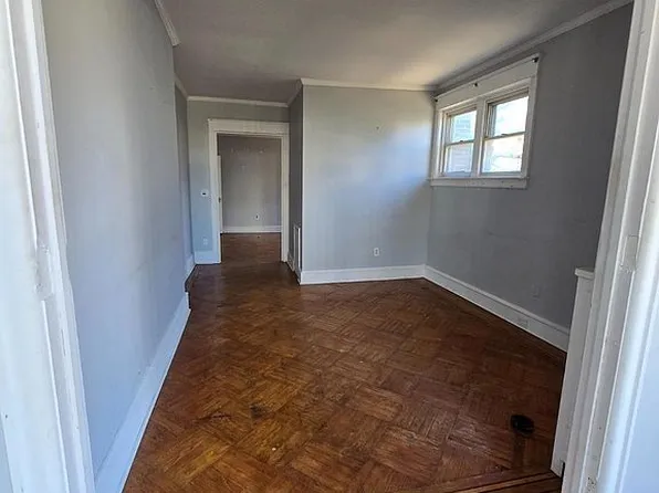 2308 Fuller St, Philadelphia, PA 19152