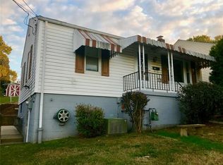 208 E Pitt St, Canonsburg, PA 15317