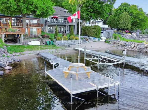 427 Mundys Bay Rd, Midland, ON L4R 5H1