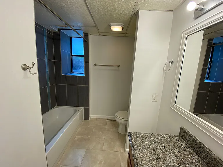 Dennison Ave 877 NCR — Photo 11