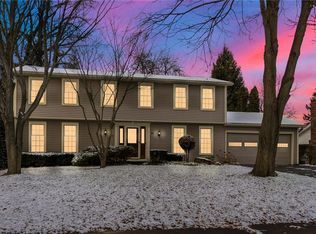 71 Joellen Dr, Rochester, NY 14626