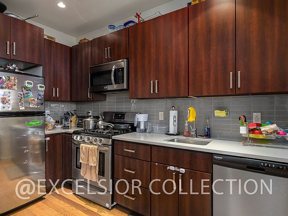 4th image of 166 Smith St APT 3C