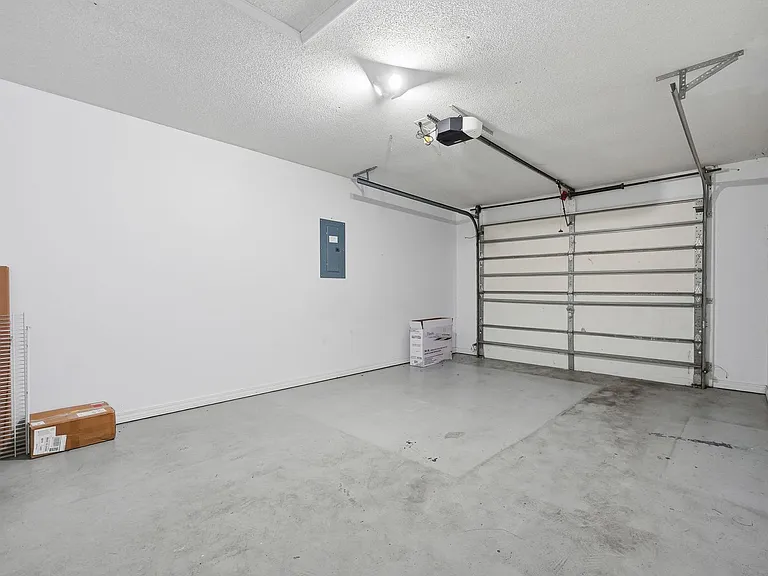 403B Yancey St — Photo 38