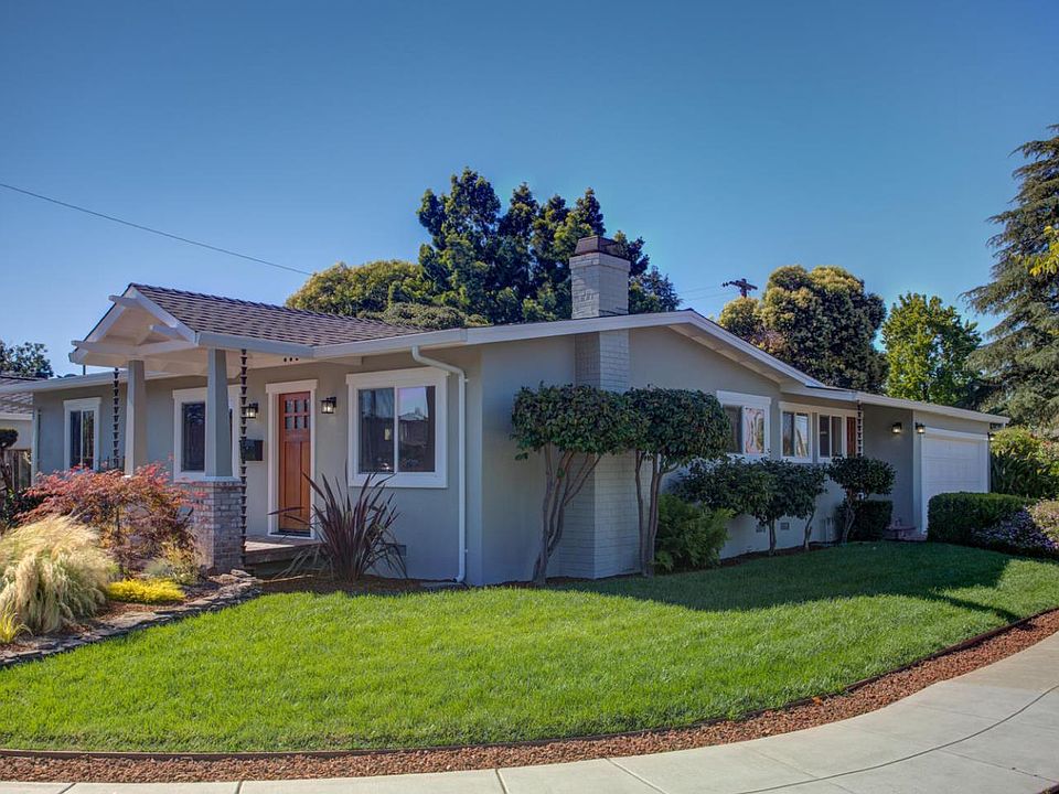 2nd image of 2303 Cory Ave