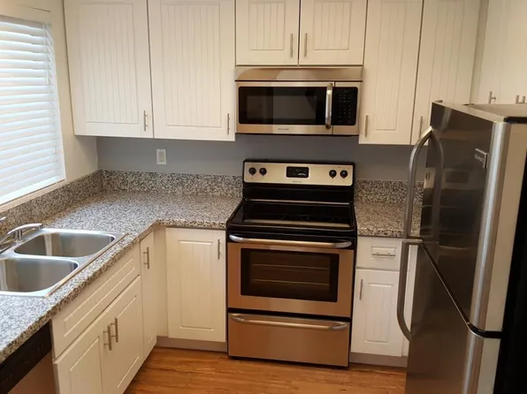 4054 Nobel Dr, San Diego, CA