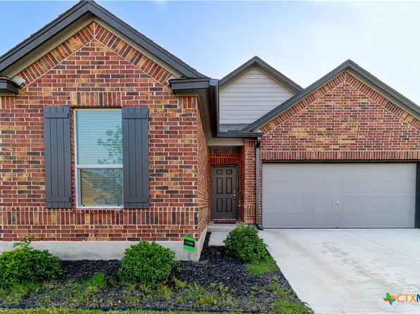 211 Summit Dr, Lockhart, TX 78644