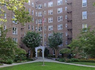 7261 113th St APT 4P, Flushing, NY 11375