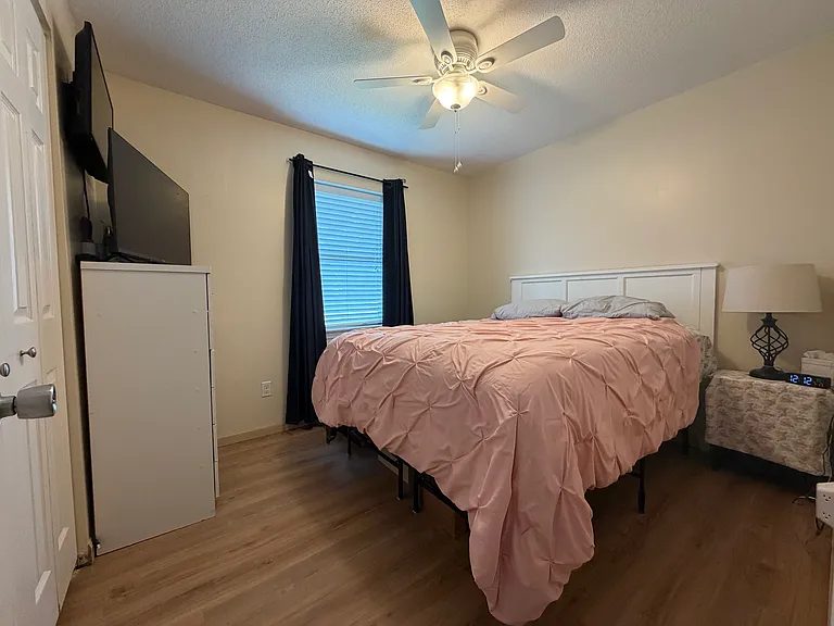 921 Greenbriar Rd — Photo 12