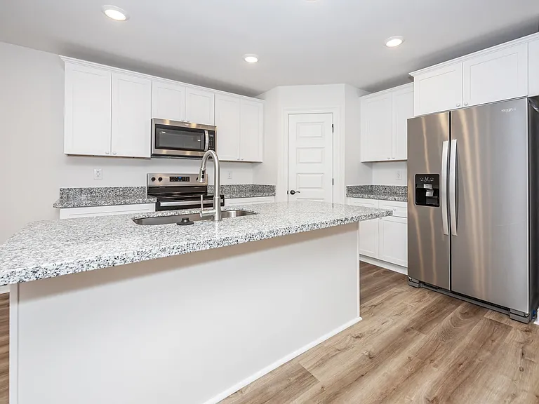 3711 Olivia Dr — Photo 18