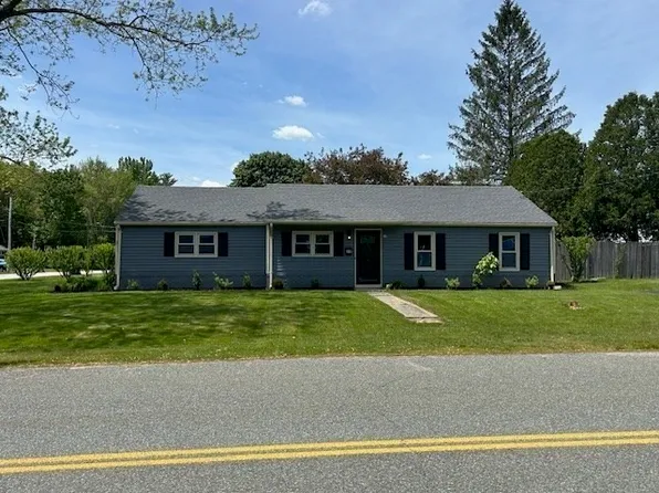 39 Alton Dr, Dudley, MA 01571