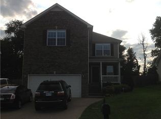 2786 Ridgepole Dr, Clarksville, TN 37040