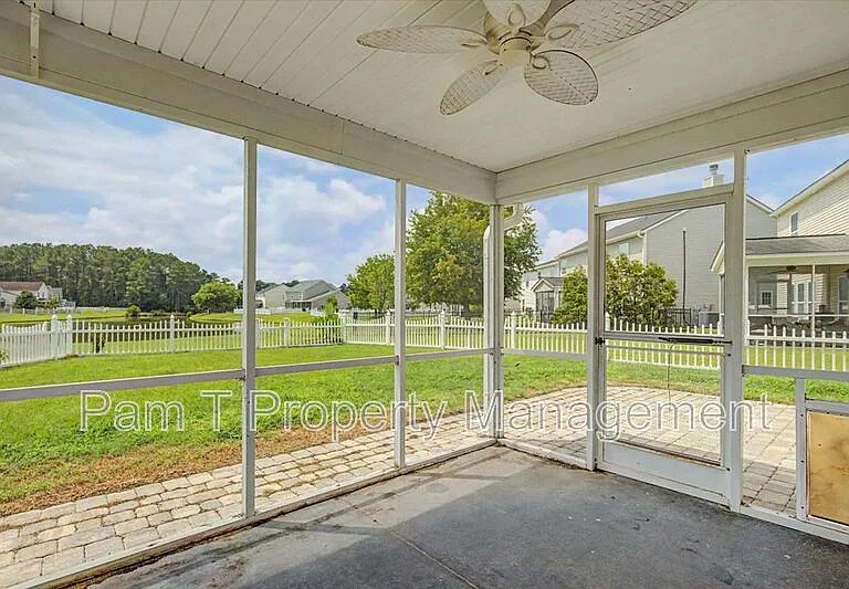 4 Bainbridge Way — Photo 29