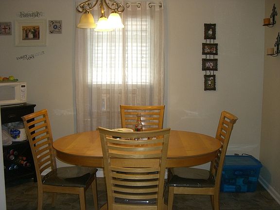 4th image of 4149 S Maplewood Ave