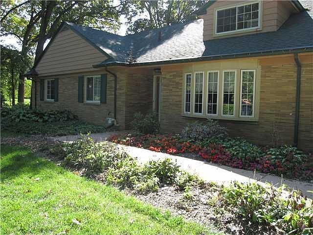 2nd image of 2331 Townley Rd