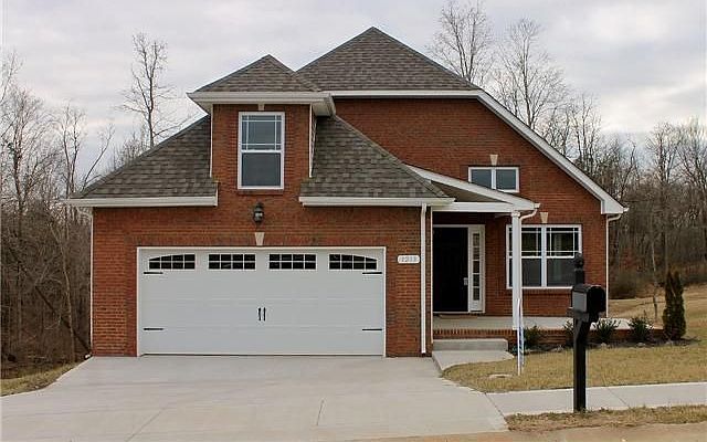 1st image of 1213 Applewood Cir