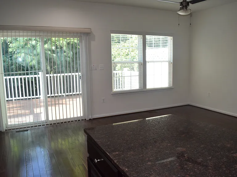 3224 Vogel Rd — Photo 17