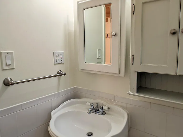7223 Beverly St — Photo 16