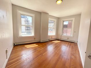 259 North St #1, Boston, MA 02109