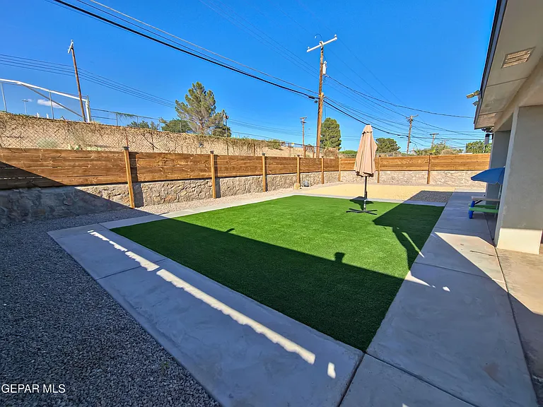 7321 Cuba Dr — Photo 41