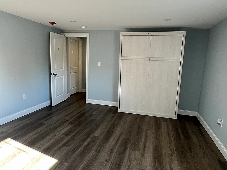 124 Watkin Ave #30-4E — Photo 4
