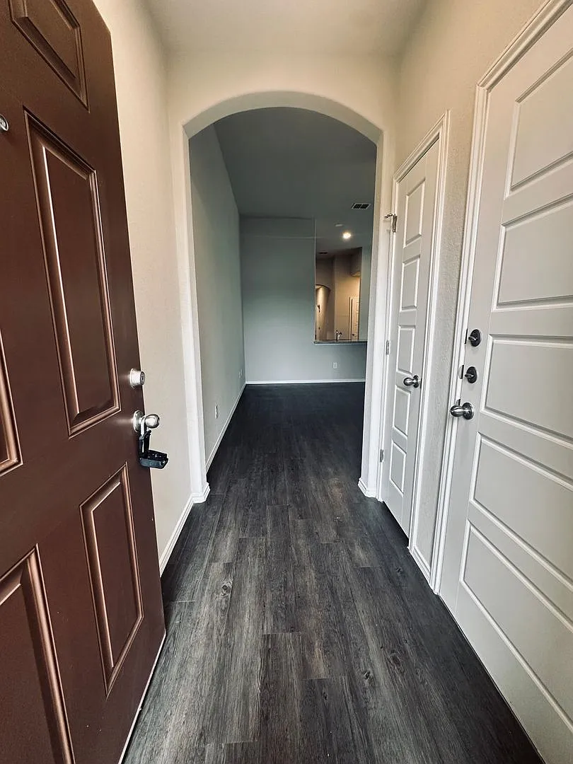 9302 Canyon Bend — Photo 3