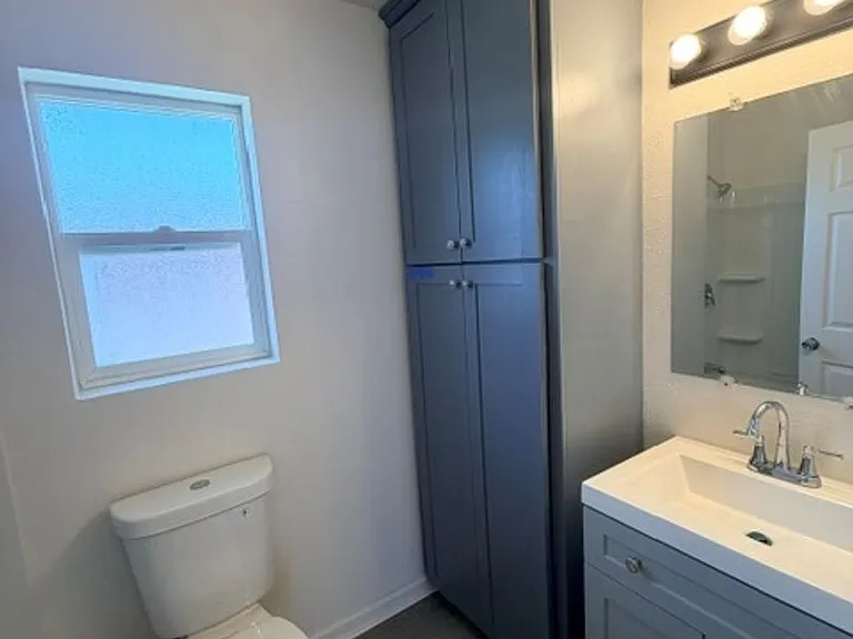 5415 Imperial Ave — Photo 14