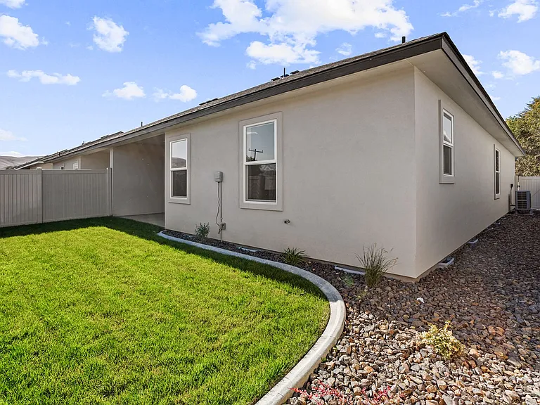 2515 S 47th Ave — Photo 22
