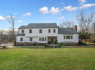 1119 Sky Hill Rd, Bridgewater, NJ 08807