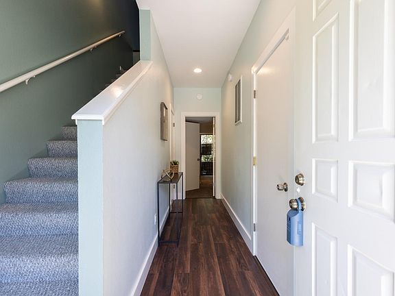 3rd image of 39 Liberty Lane