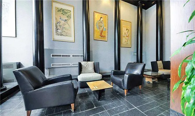 Sold by Metro Garden Realty NYC | media 72