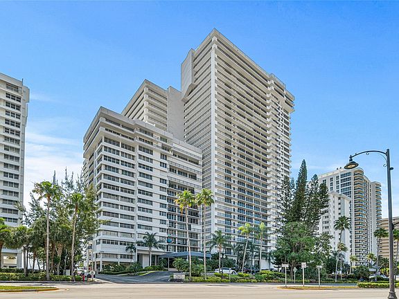 2nd image of 4280 Galt Ocean Dr APT 16A
