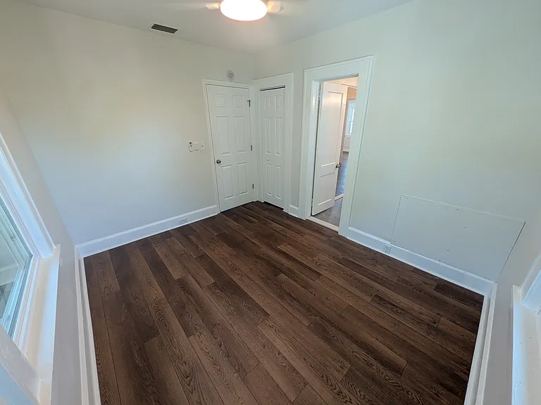 Bedroom 1 with direct Bathroom Access