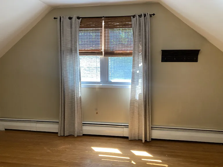 2 Woodview Rd — Photo 11