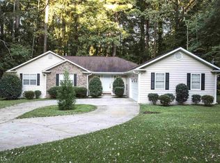 175 Deer Trl, Fayetteville, GA 30214