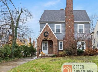 3584 Avalon Rd, Shaker Heights, OH 44120