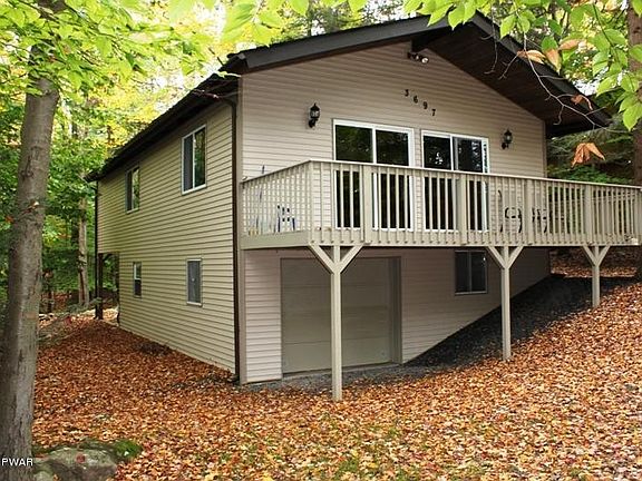 2nd image of 3697 Hidden Lake Dr