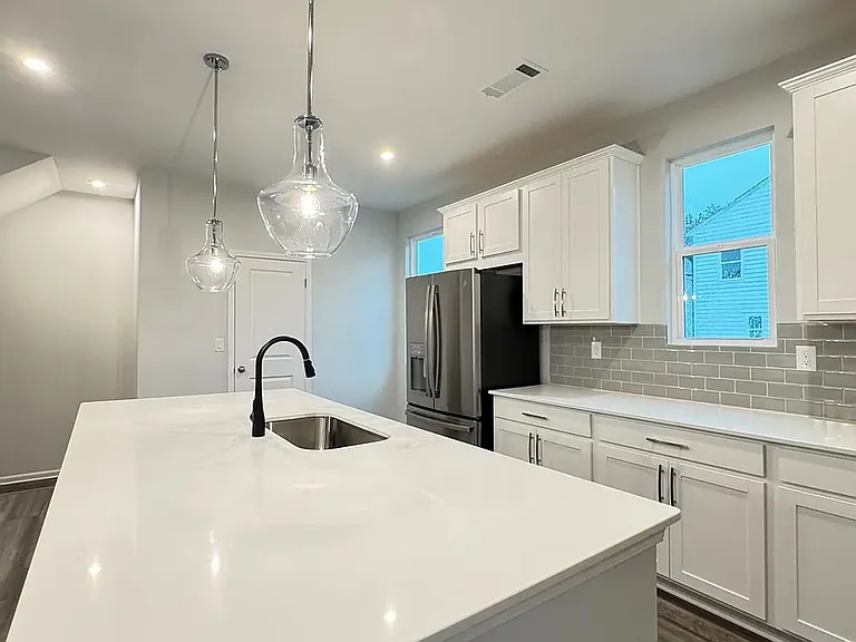 2711 Stream Valley Ln NW — Photo 11