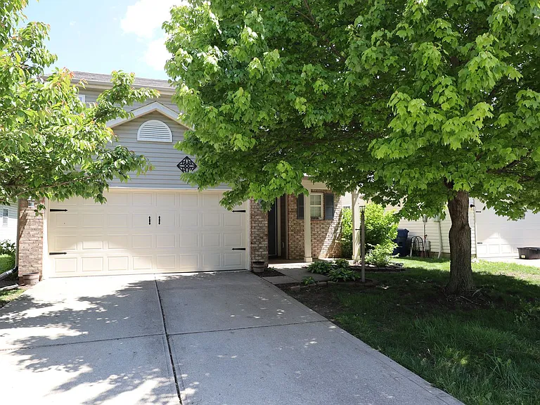 15320 Fawn Meadow Dr — Photo 1