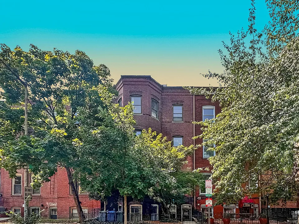 1306 P St NW