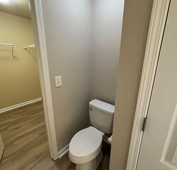 504 Savannah River Dr — Photo 14