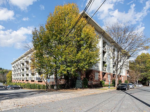 5th image of 1101 W 1st St APT 126