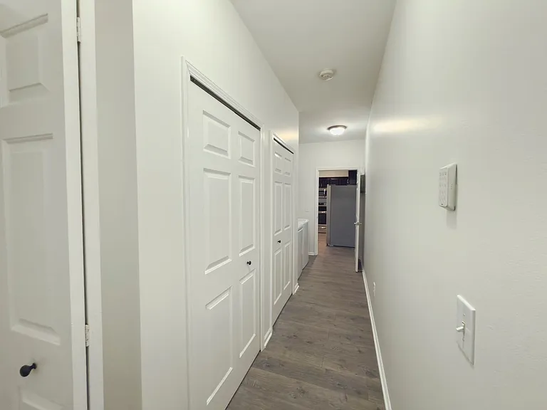 5637 Twin Oaks Dr — Photo 4