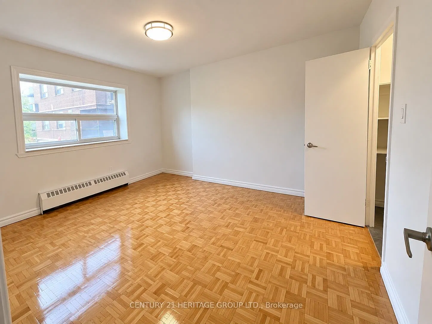 3 bed, $2,899 — Photo 4