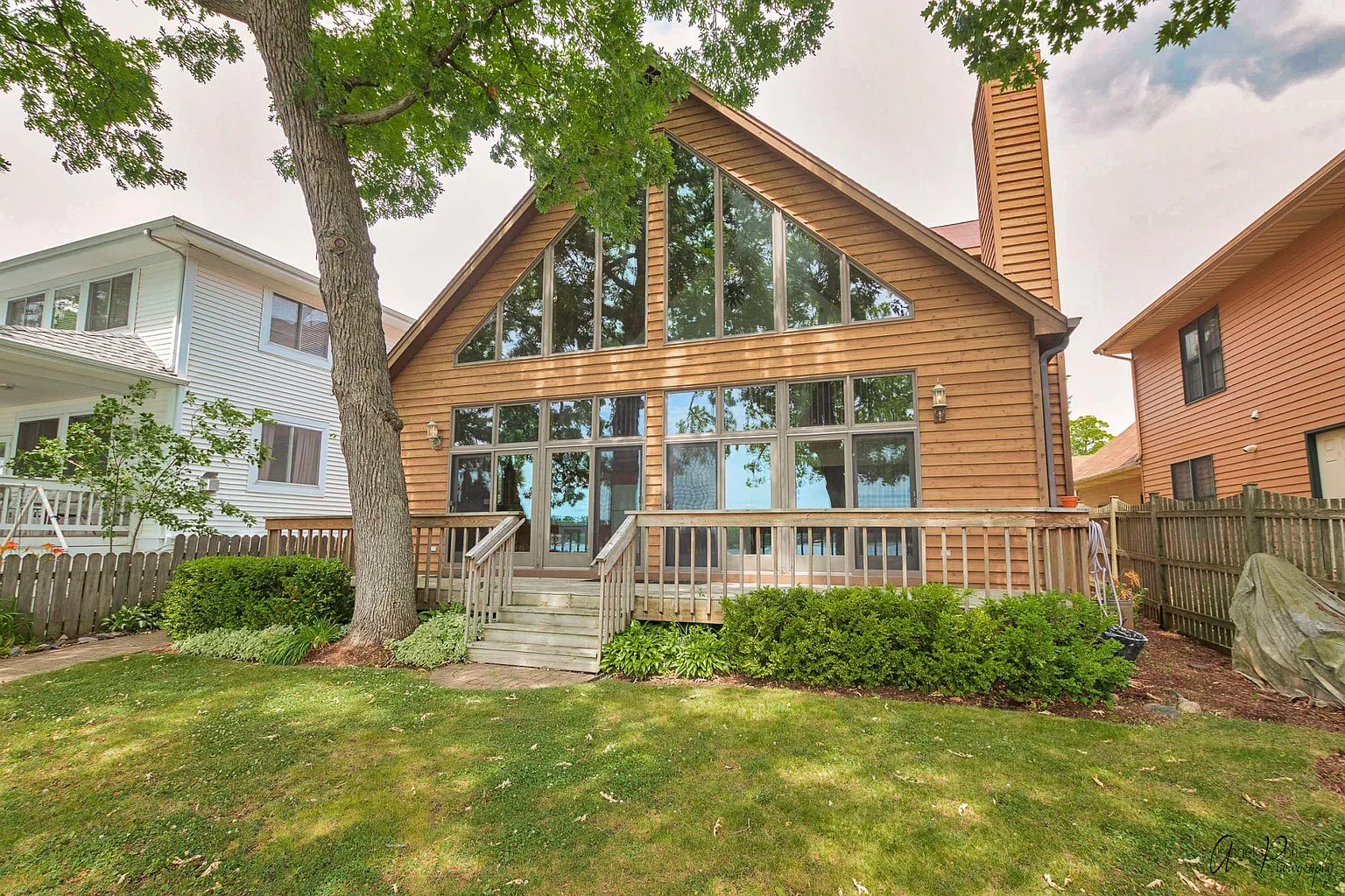 33736 N Lake Shore Dr photo 1