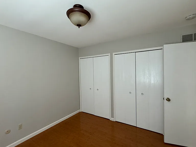 384 Hillcrest Ct #384 — Photo 5