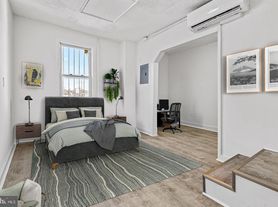 1308 W Lexington St