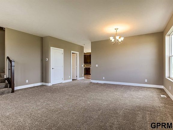 5th image of 3912 S 204th Ave