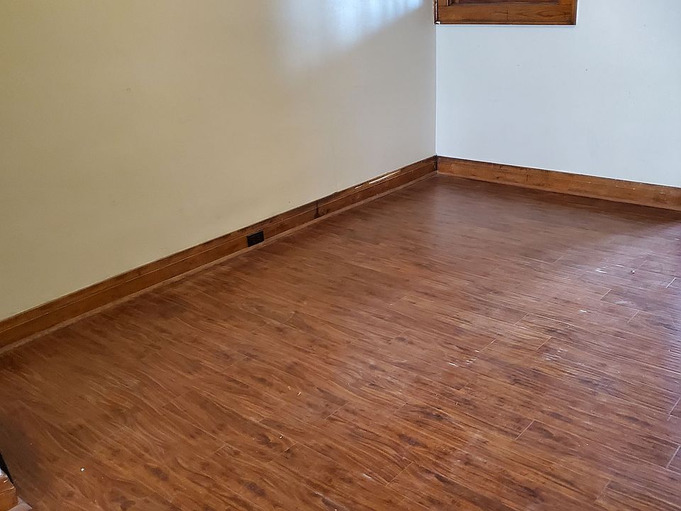 Dining Rm