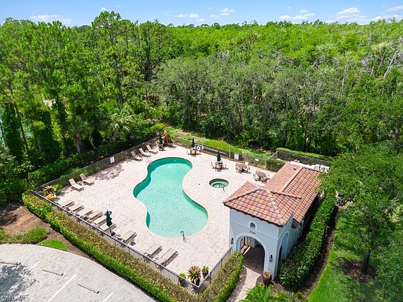 4th image of 28570 Calabria CT #101